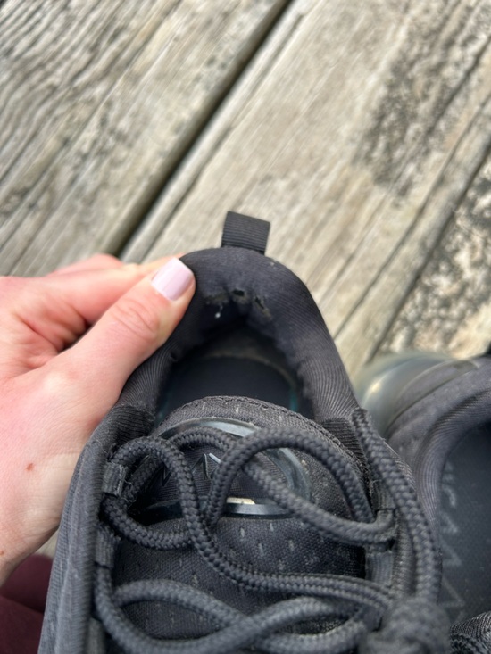 Women’s Nike Black Air Max 720 Sneakers size 7 - Picture 8 of 10